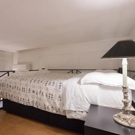 Spanish Steps Frezza Loft *