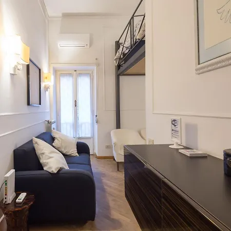 Spanish Steps Frezza Loft アパート ローマ